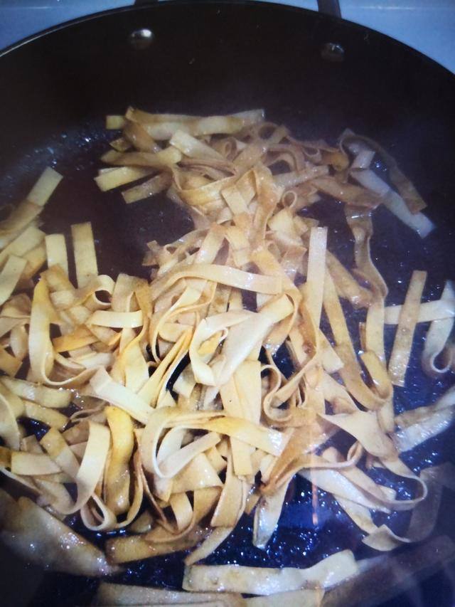 韭菜新吃法一周瘦八斤,韭菜这样吃一夜暴瘦三斤