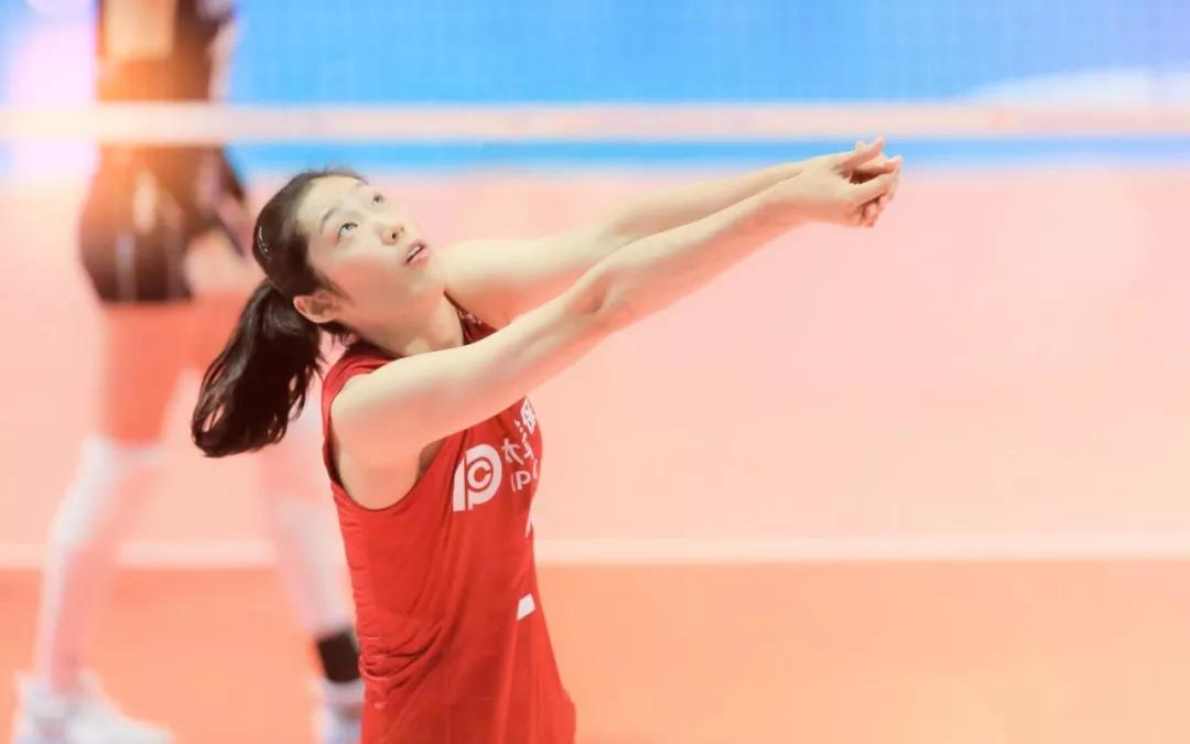 朱婷的第一贵人,世界上最霸气的排球女王朱婷