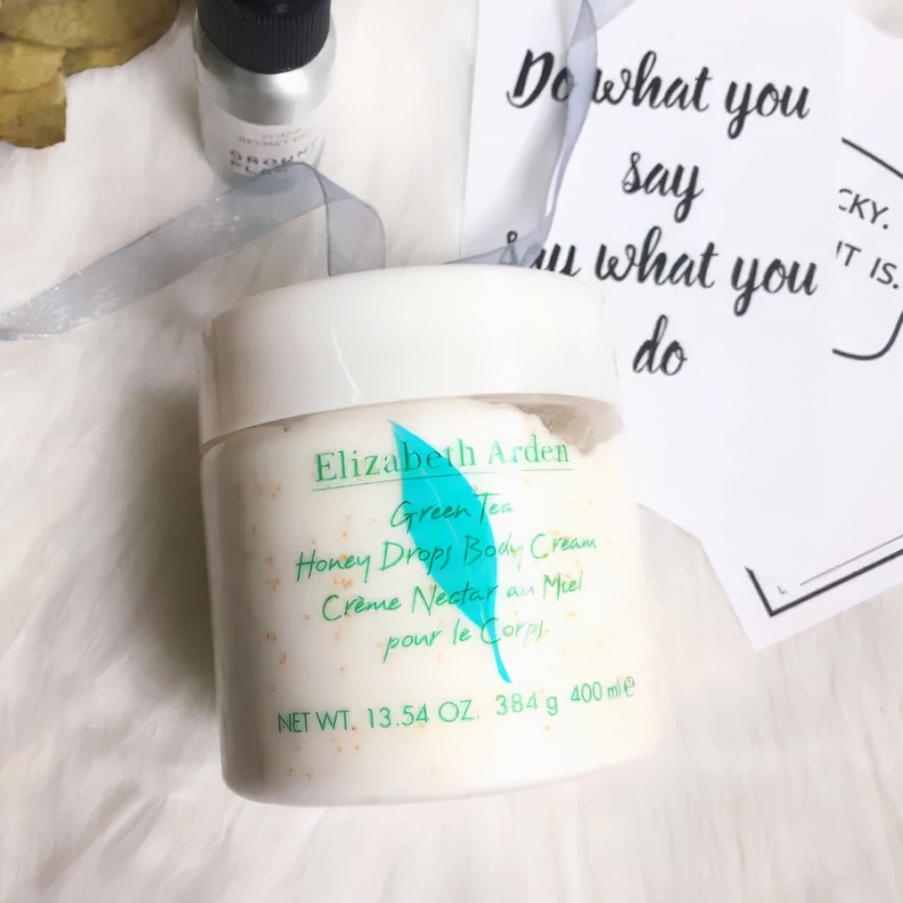 雅顿身体乳|滋润保湿,持久留香,一大瓶性价比高