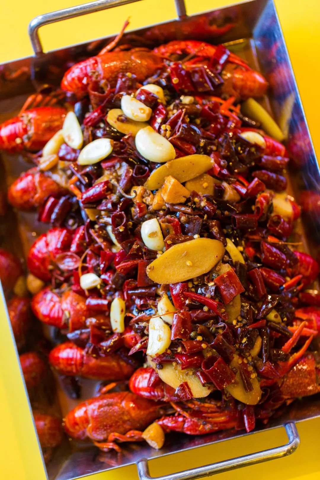 半个娱乐圈都打卡的眼镜小腰在簋街开店了！竟然3天五折！