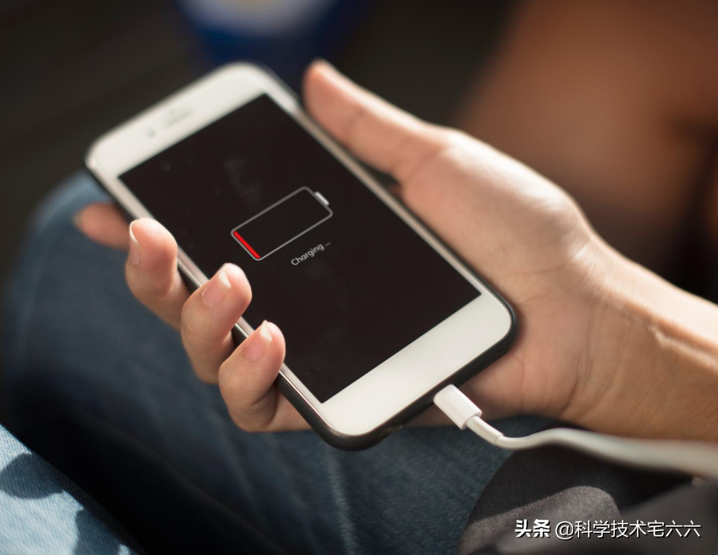 充手机充电头发热是什么原因,给充电宝充电充电头发热怎么回事