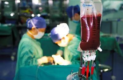 癌症晚期输血对于肿瘤有利有弊,恶性肿瘤病人是否需要输血