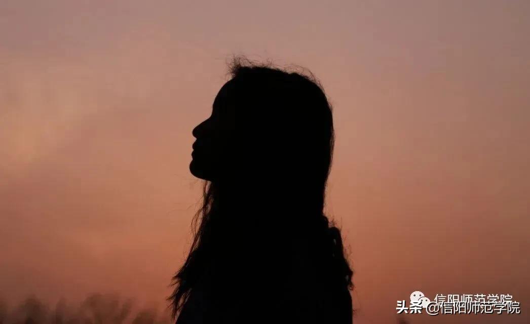 日落大道浪漫出逃歌词,在日落大道浪漫出逃下一句