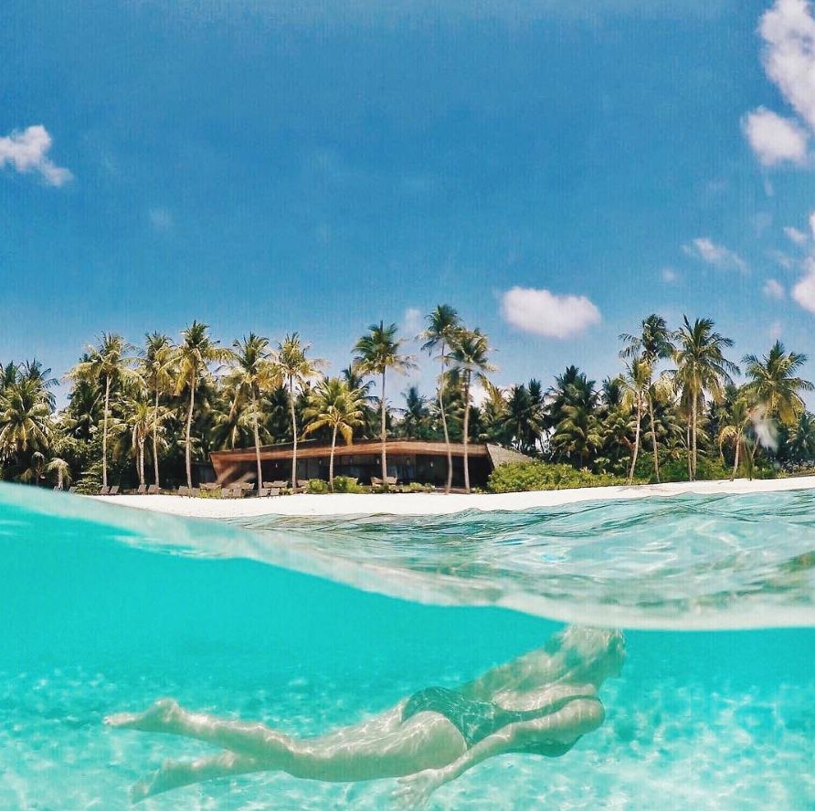 全球最适合蜜月旅行十大海岛,十大海岛度假胜地