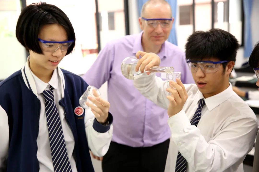 投资10亿，坐标布吉，这是一所被低估的宝藏学校