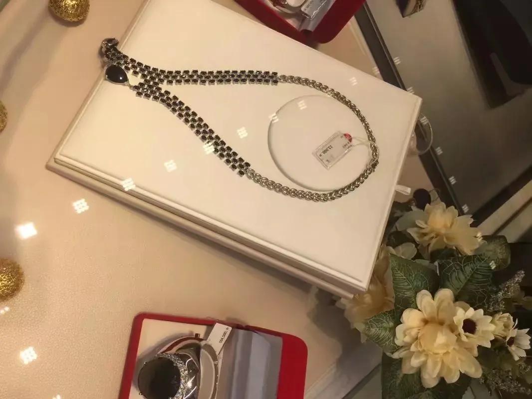 在普吉岛旅游的一天,普吉岛最后一天购物