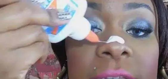 实用又不刺激的去黑头方法有哪些,祛黑头最好的方法目前最有效