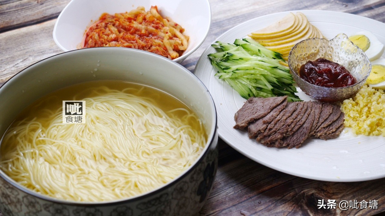 一碗正宗的冷面,一碗香喷喷的冷面怎么做