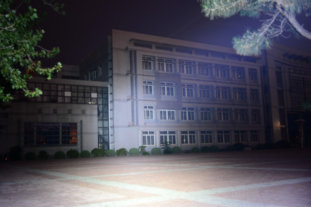 务本e10强光手电测评,务本a1手电筒评测