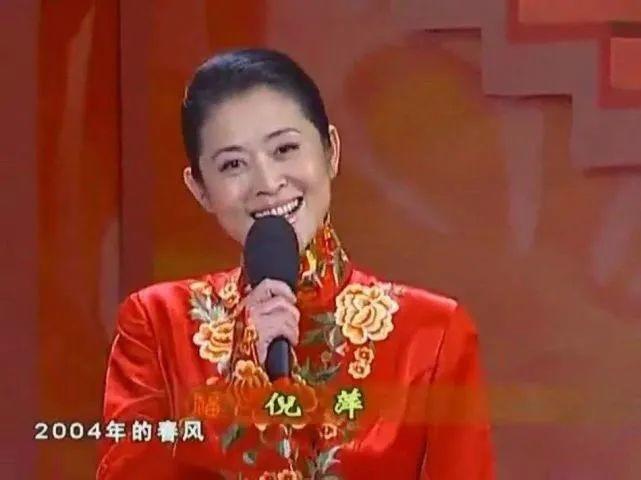 倪萍60岁再入圈，用10年不哭，成为了如今的“国综宝藏”