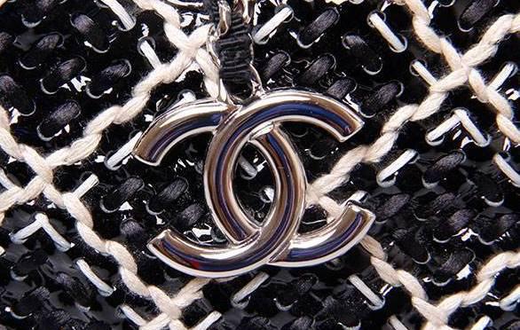 男朋友送女孩子包什么意思,男朋友送女朋友包代表什么