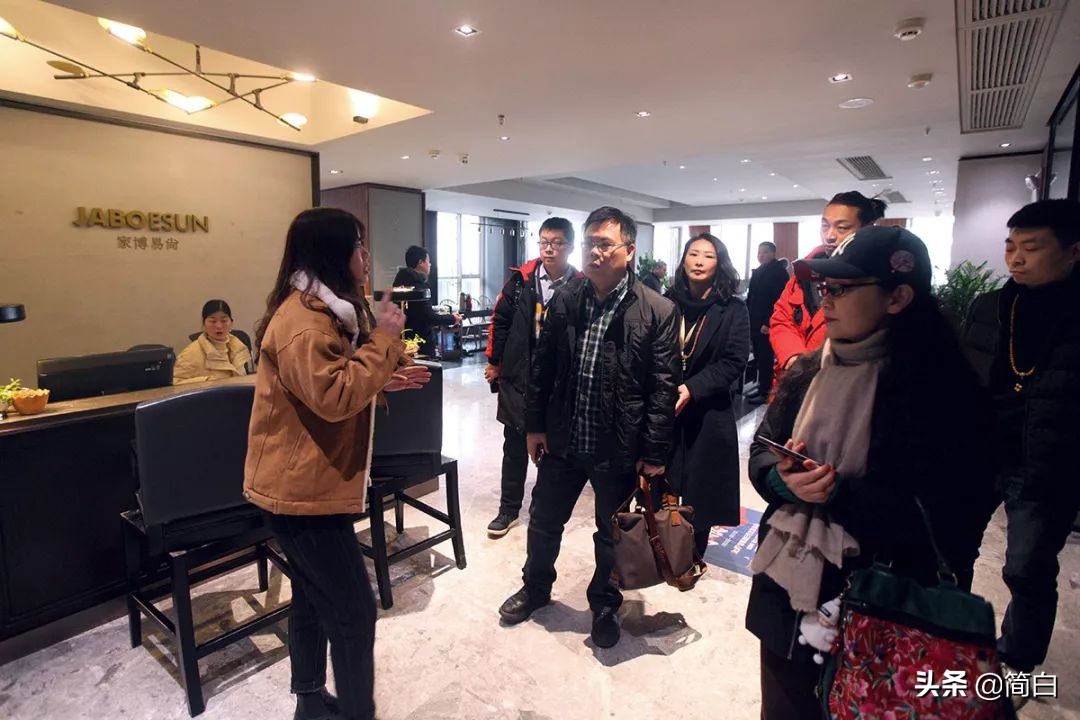 业界翘楚，设计精英，家博易尚品质装修获网络大V们集体点赞