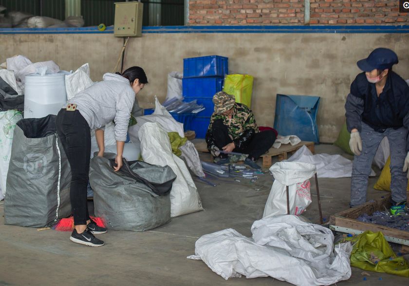 95后创业收废品,90后的姑娘做废品回收