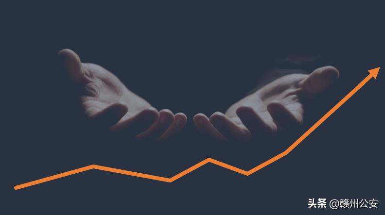 男子涉嫌裸聊在车站被抓,赣州突袭裸聊窝点现场带走多人