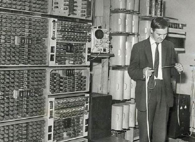 神秘老外上飞机带两只老鼠,神秘老外带两只老鼠出国