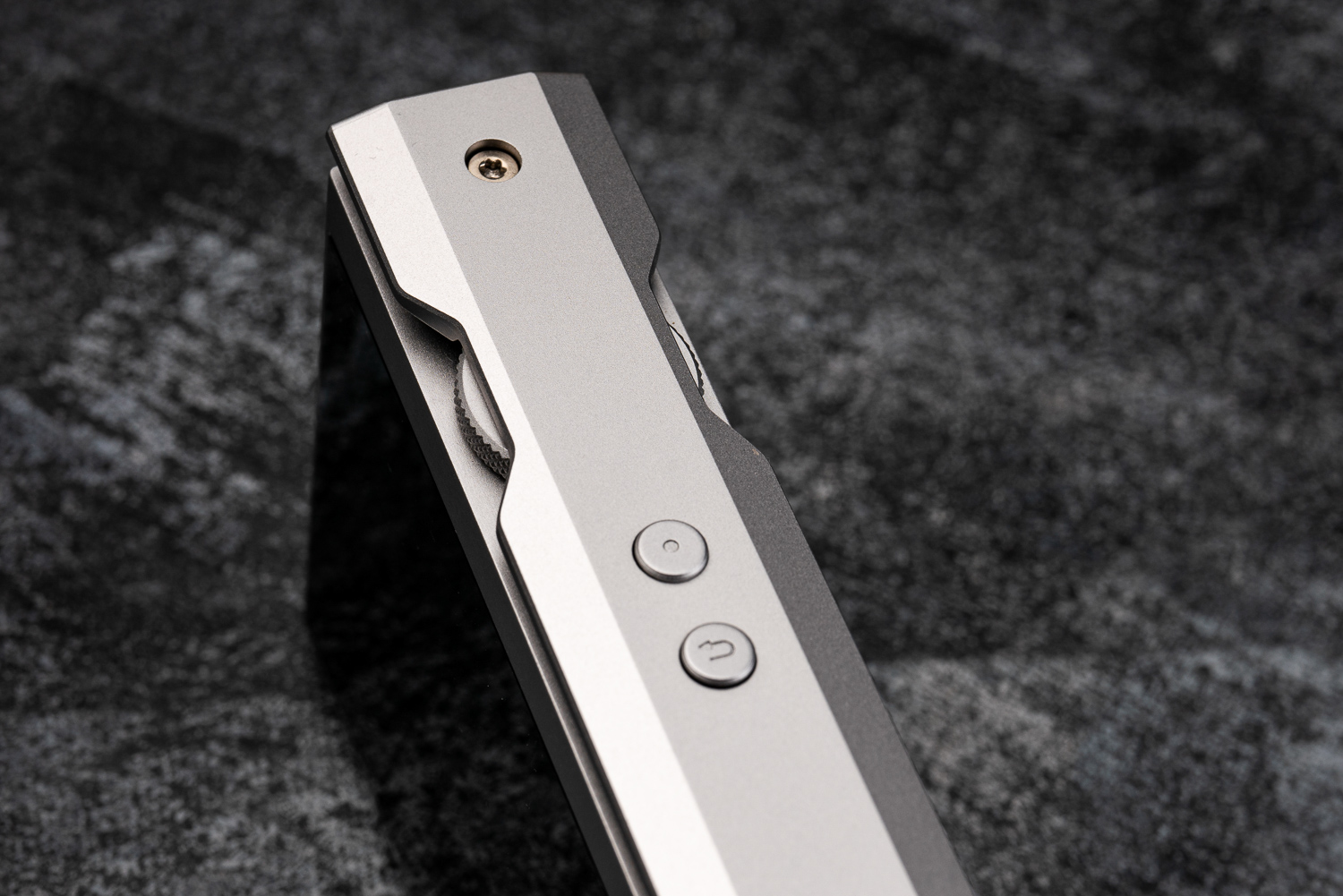 乐彼P6：全球首款分立式R2R便携*放播**器，把台机塞进随身