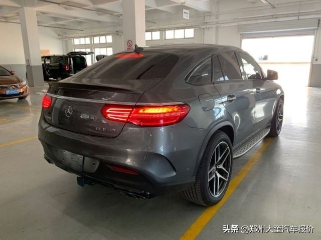 19款奔驰gle43coupe,19奔驰gle43