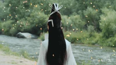 绝代双娇邀月毛林林,绝世双骄邀月毛林林