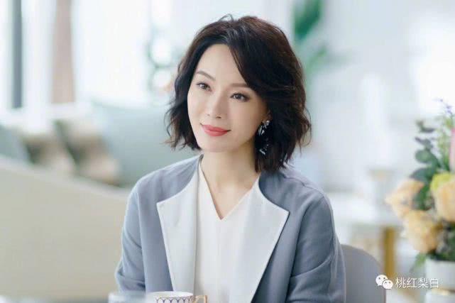 周冬雨在细水长流中不断塑造自我,周冬雨从霸气的掌门人到少年的你