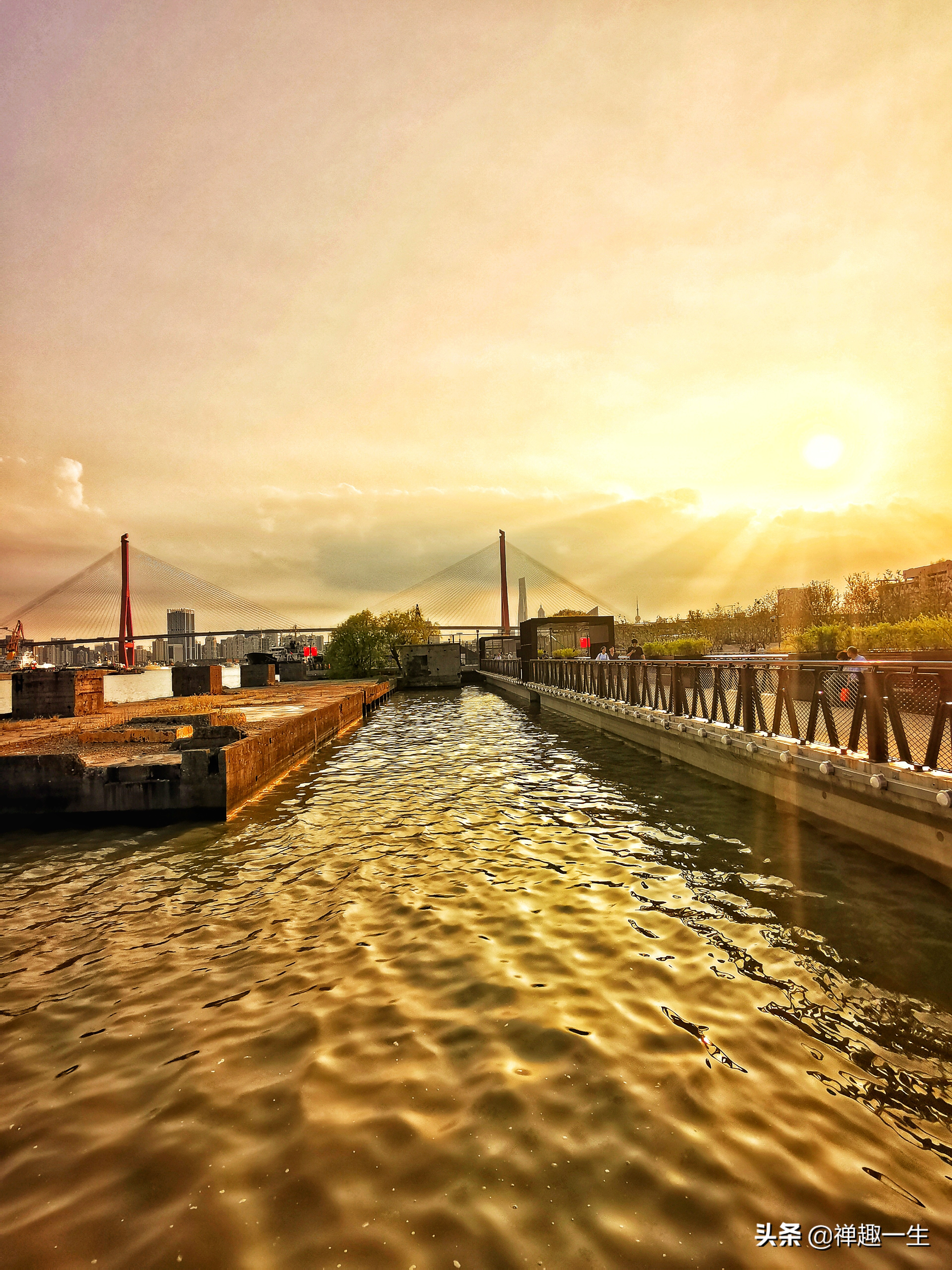 上海075两栖攻击舰在哪个区,075两栖攻击舰在上海哪里