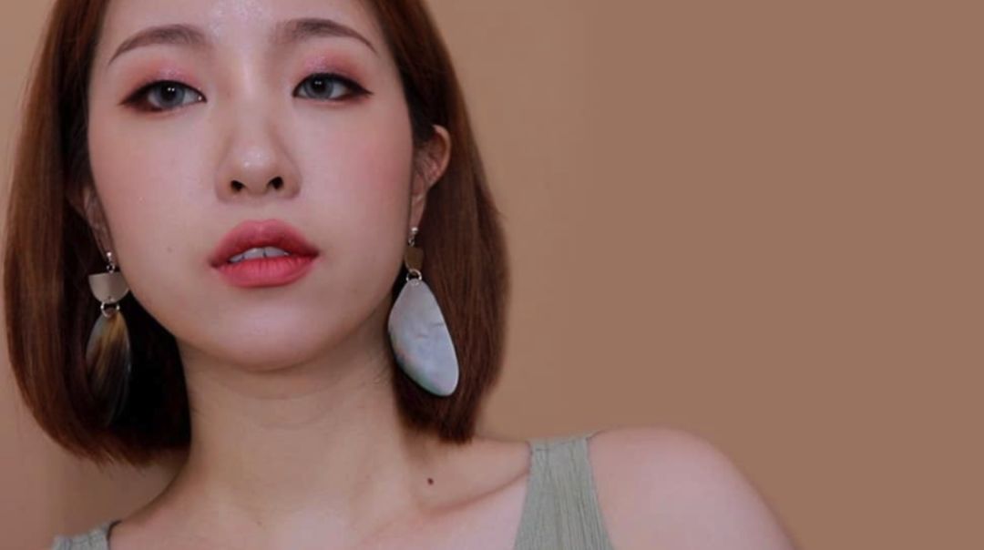 桃粉色系眼影盘,精致的猪猪女孩眼影推荐