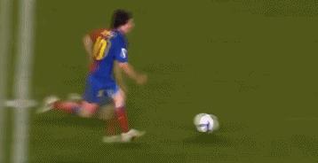 “世界足球先生”梅西,连房子的设计都体现着对足球的深沉热爱。