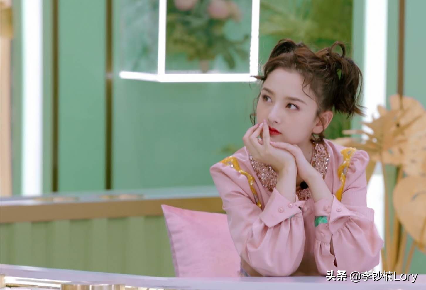 看综艺,了解娱乐圈女明星的生活美妆小知识,实用家居小物件