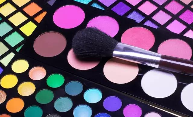 新娘跟妆师化妆造型完全攻略,新娘跟妆化妆师需要准备哪些