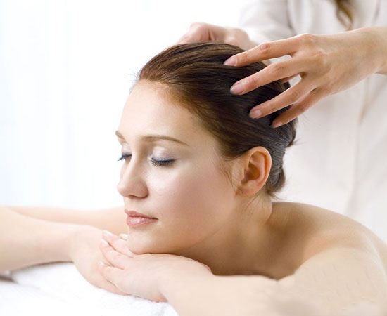 头发只掉不生是哪些原因引起的,头发只掉不长这3种原因不可忽视