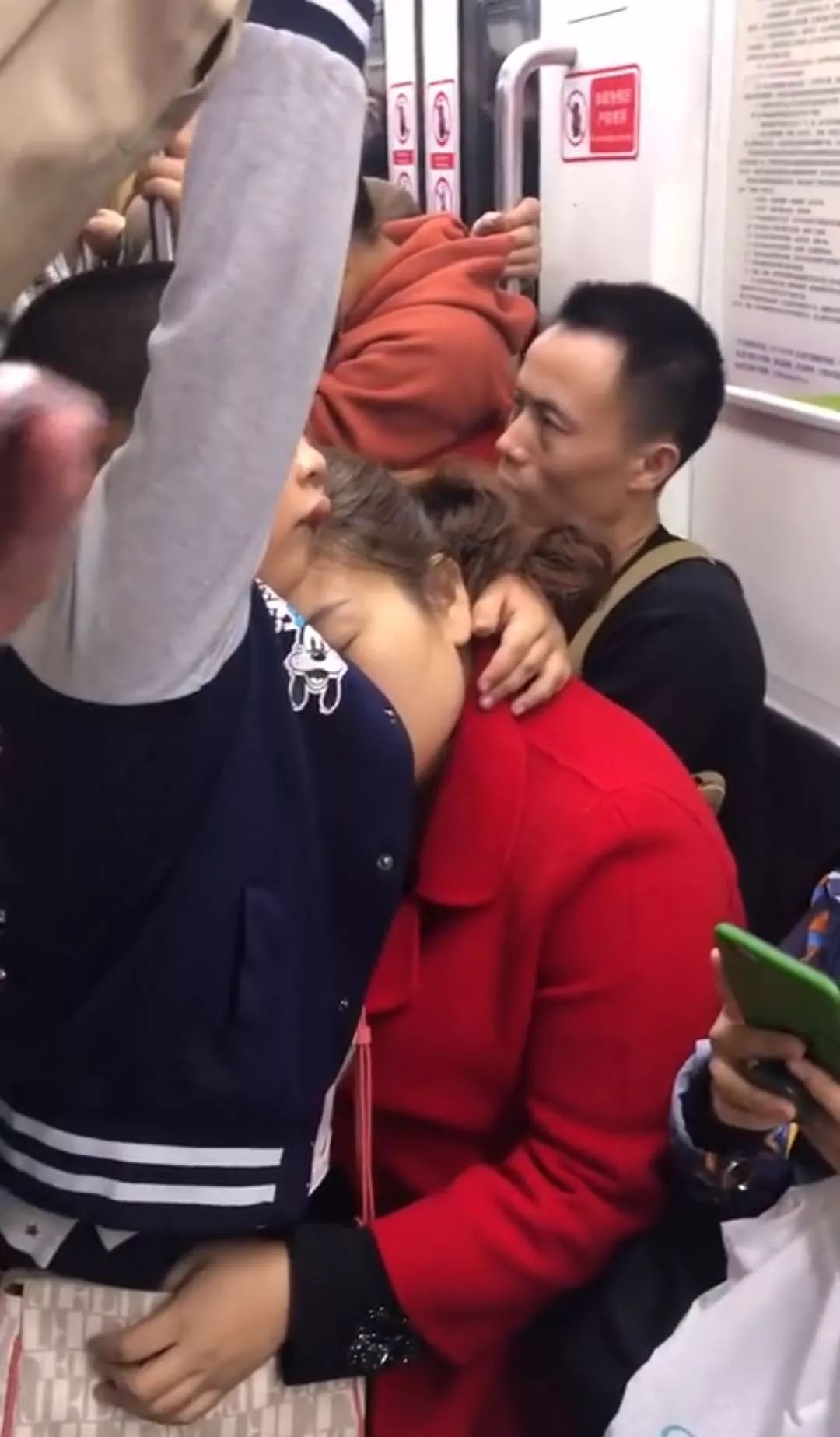 如何做父母才不会养个白眼狼,父母怎样培养白眼狼