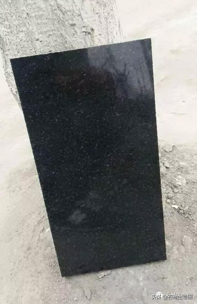 花岗岩黑色的是石英吗,景观石材花岗岩黑色
