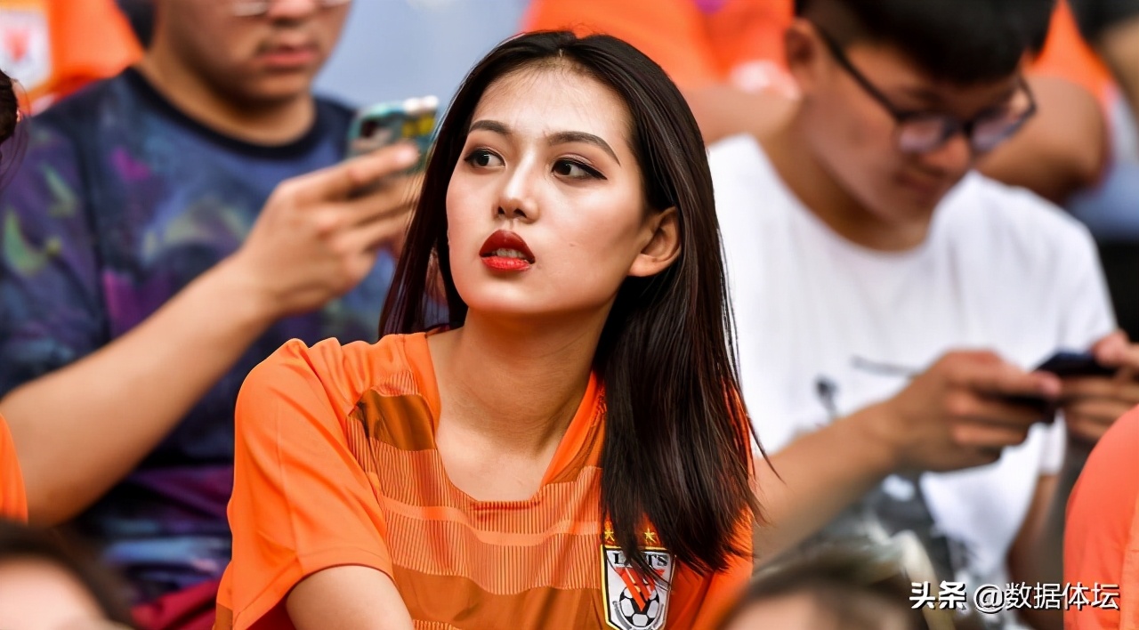 中超哪支球队的女球迷最漂亮,中超女球迷惊艳全场