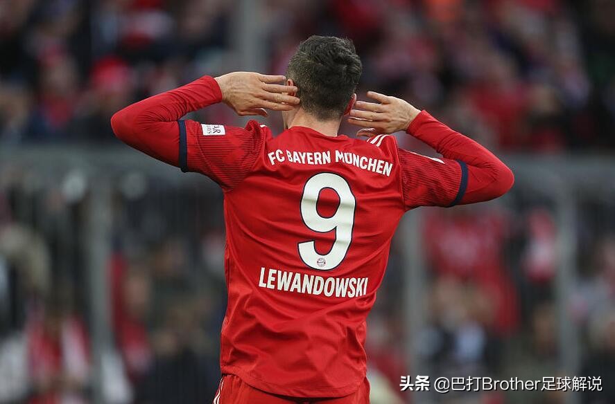 永远的陪伴！过世小球迷珍贵随葬品被偷，拜仁俱乐部送暖心举动