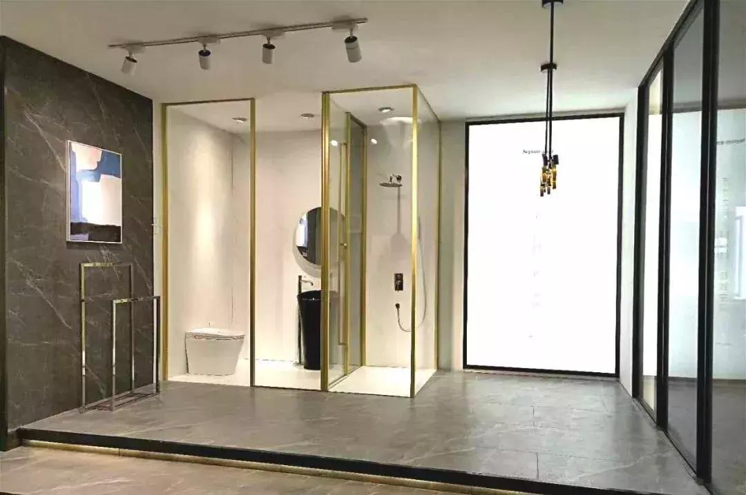 色“诱上海厨卫展！科勒、高斯...谁最出色