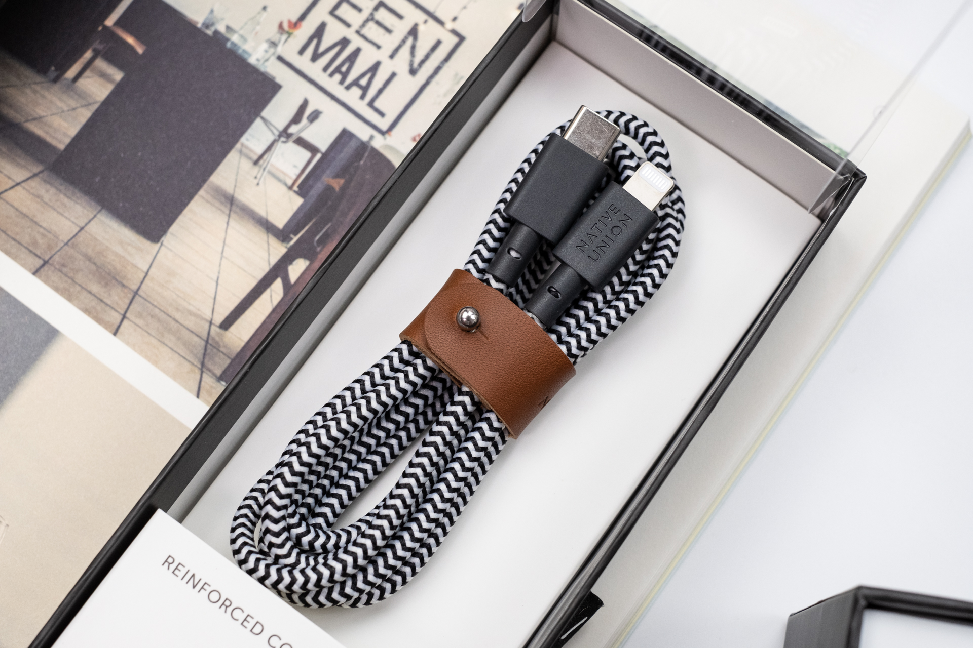 苹果官方体验店设计,苹果公司最具特色的专卖店设计