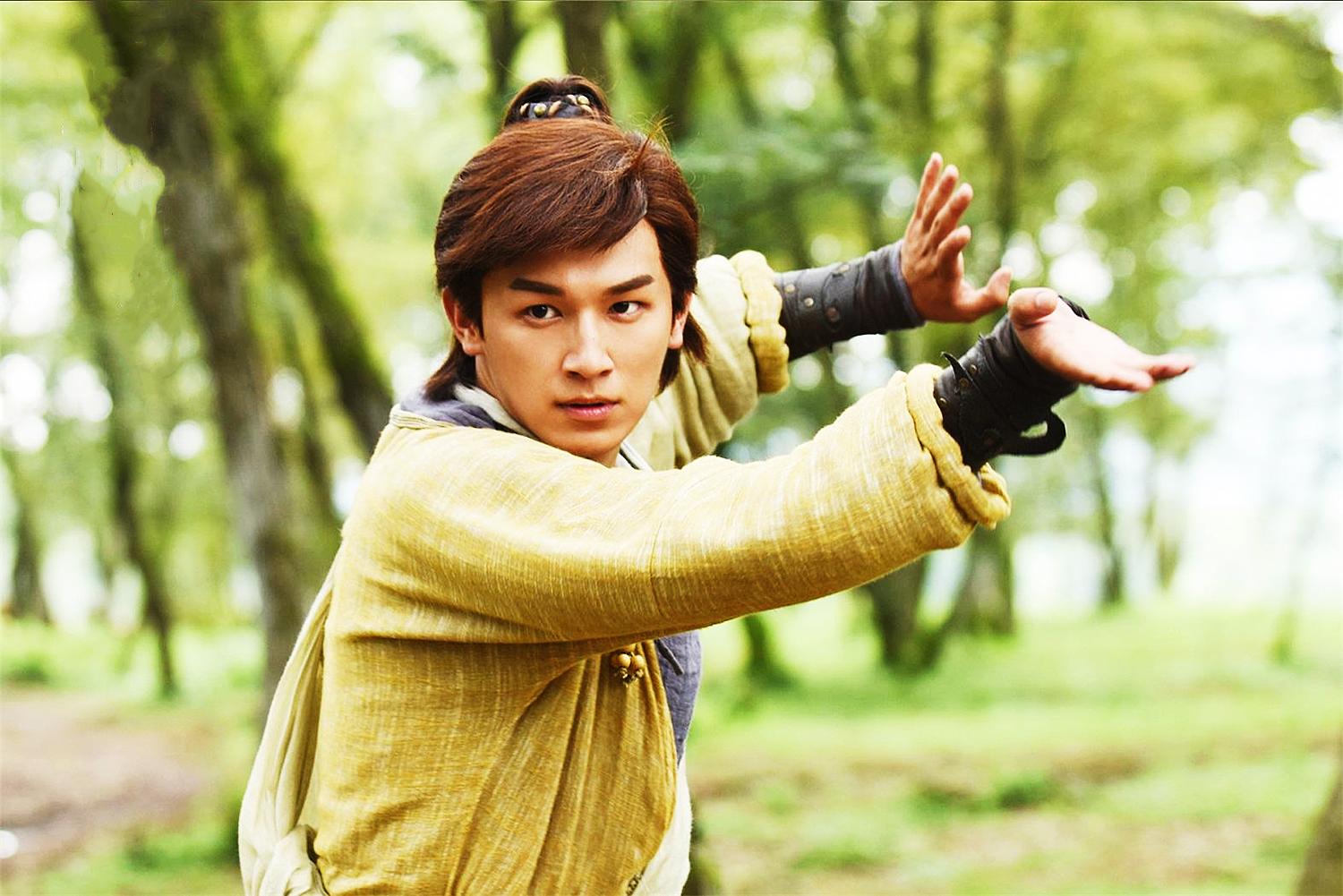 周伯通算绝顶高手吗,周伯通地位列五绝之首片段