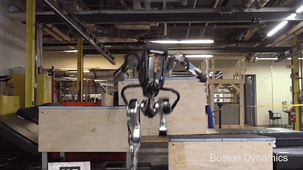 用橡皮泥做小型的机器人,怎么用橡皮泥做战斗机器人