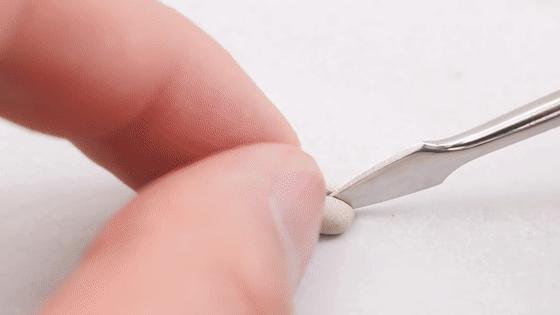 指甲盖做钻戒,日本男子收集指甲制成求婚戒指