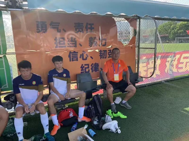 足球梦想夏令营,中国青少年足球夏令营在上海开营