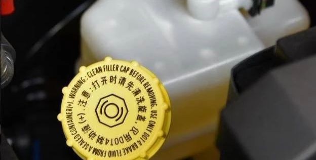 汽车刹车时出现顿挫感是什么原因,汽车刹车的时候抖动是什么原因