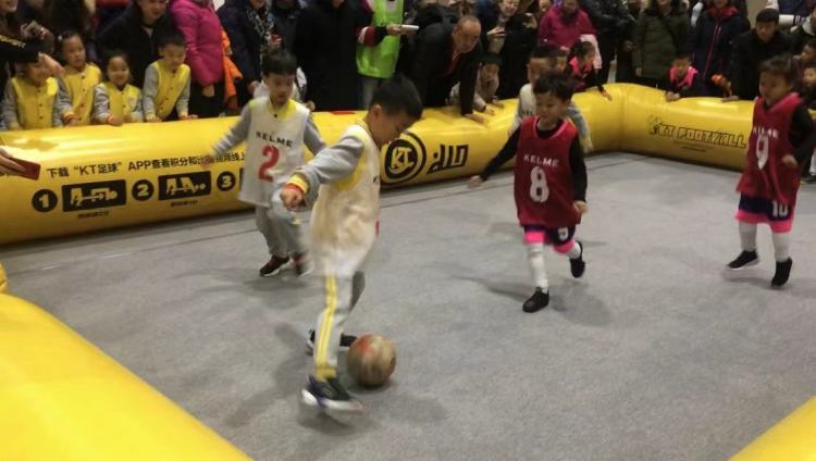 2017年青岛全国少儿足球邀请赛,足球就是这么踢