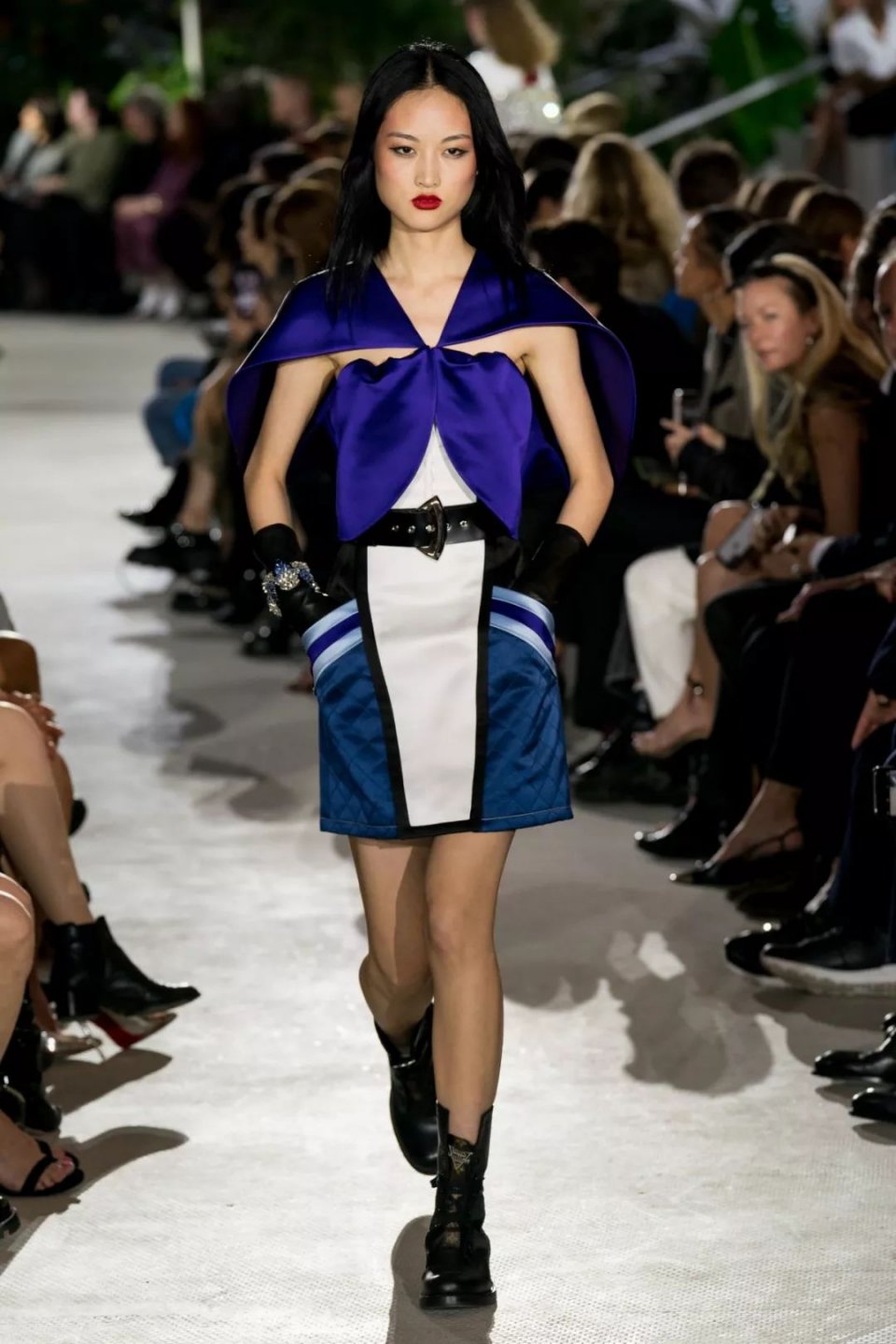 lv奢侈品值得入手吗 (lv的奢侈品值得买吗)