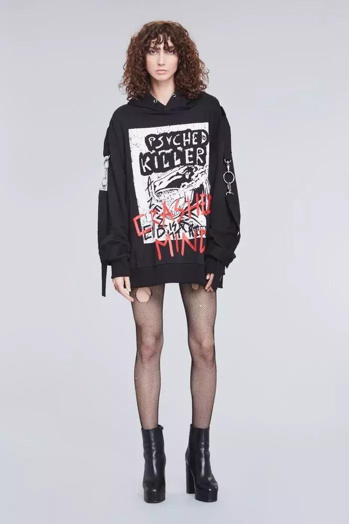 温度低穿的衣服,冬天穿宽松的卫衣怎么搭配