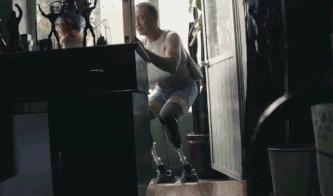 在海拔8600米，登山者们闻之色变，然而中国人在此架设了登天之梯