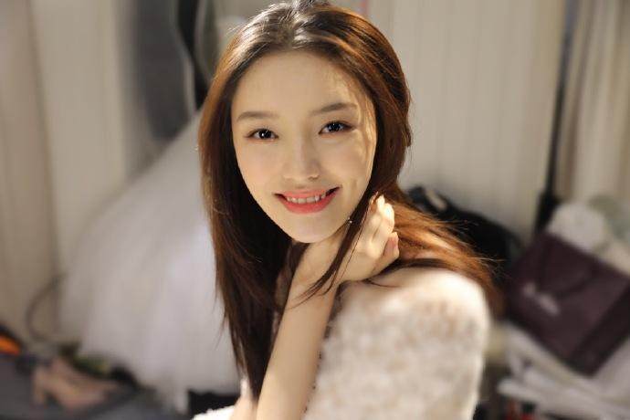 我家那闺女林允第二部,我家那闺女2林允和谁滑雪