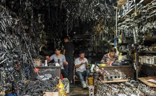 别吹了，中国真的没有汽车文化