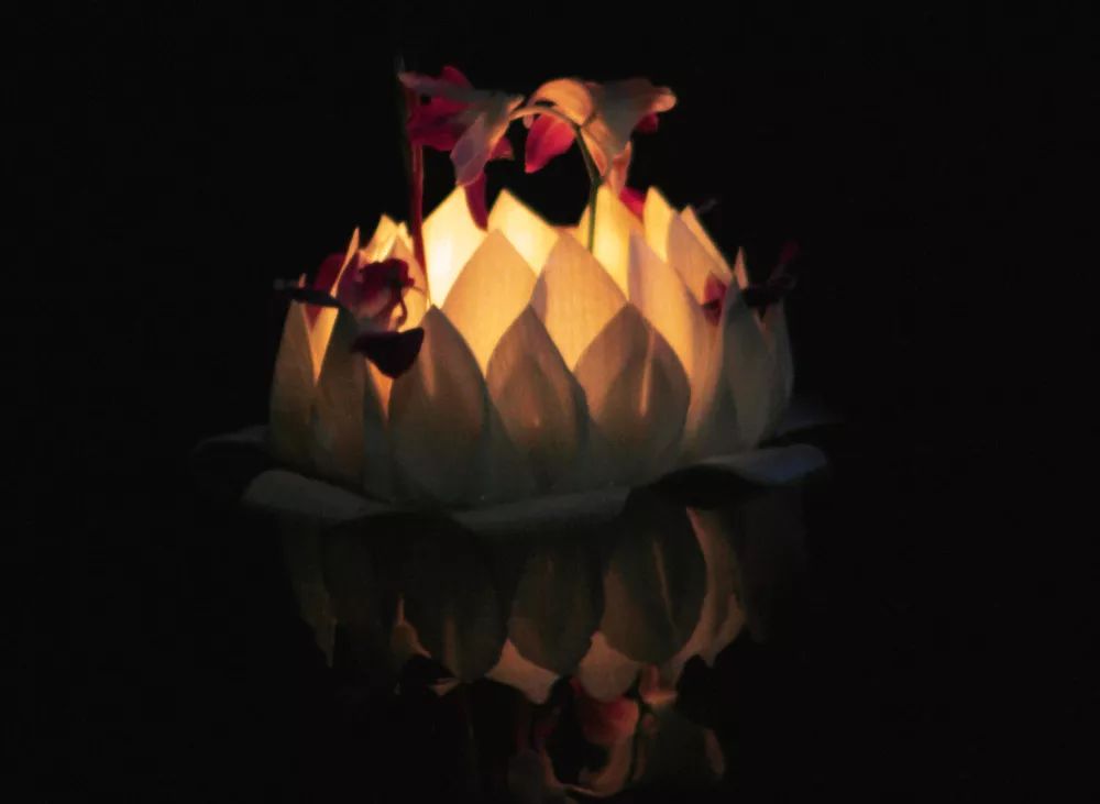 泰国泼水节和中国泼水节是同一天,泰国泼水节和傣族泼水节同一天吗