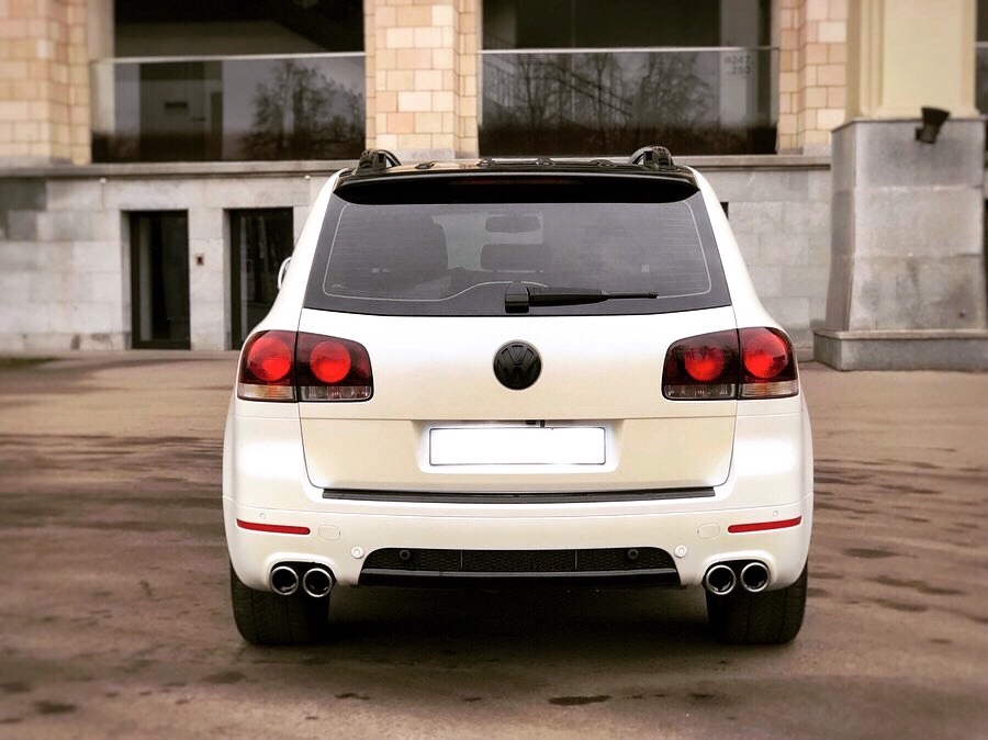 2023款途锐经典和曜黑哪个耐看,老款途锐帅气视频