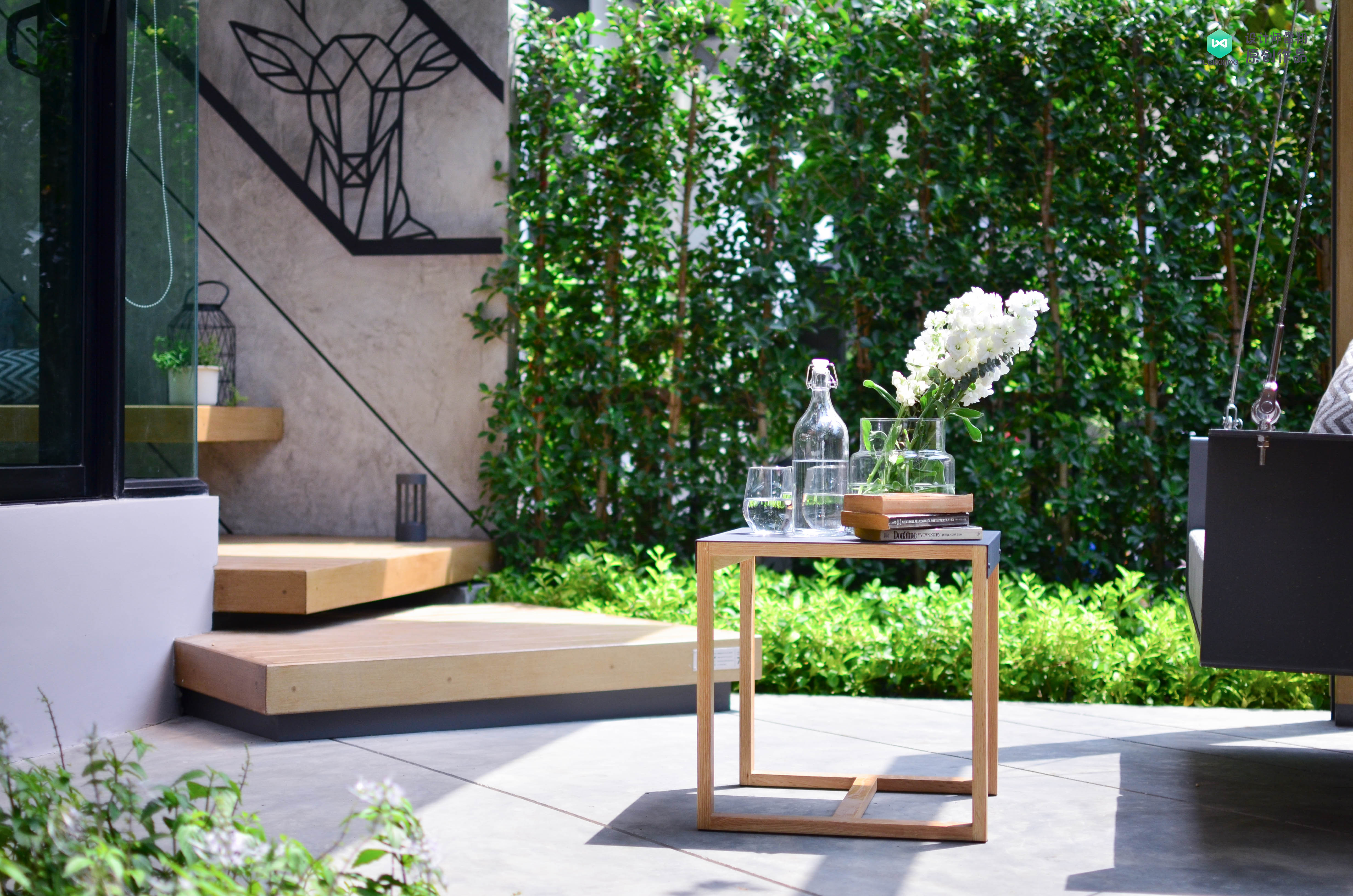 老公买下85㎡庭院，地面非要全部做硬化铺装，邻居竟想照着装