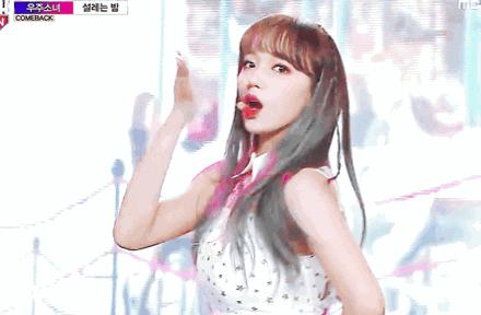 欧阳娜娜杨超越谁更美,杨超越和欧阳娜娜为啥长得一样